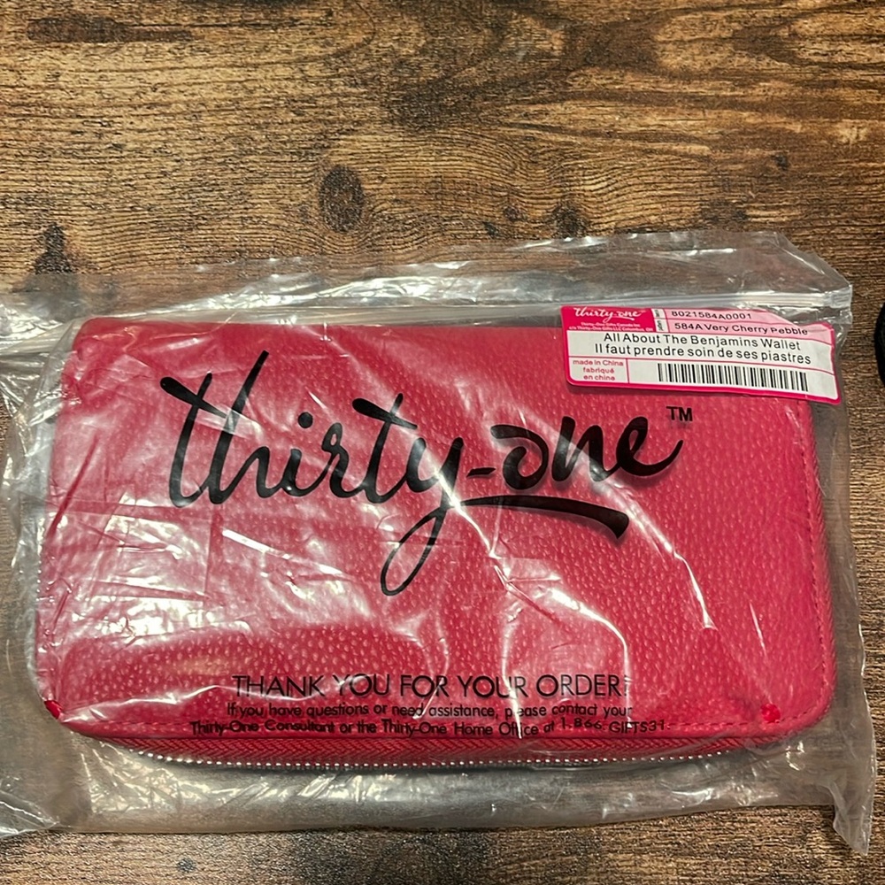Thirty-one All about the Benjamin’s wallet.